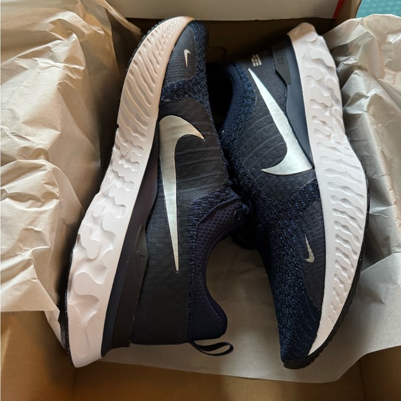 Nike Infinity React 3 Navy Blue Running Shoes - Picture 5 of 5